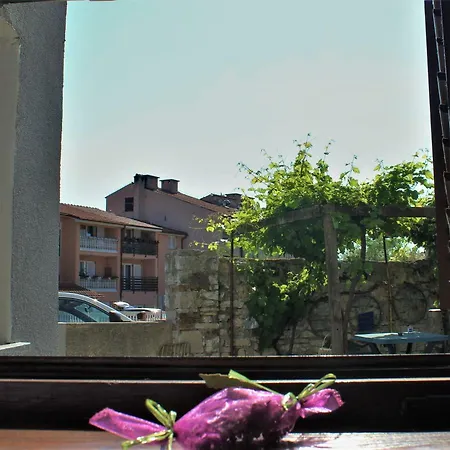 Konoba Yan Apartment Pula
